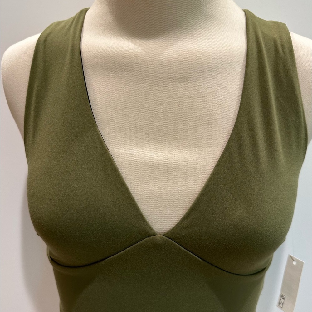 Core 10 Olive Yoga Sport Bra V Neck Comfort Fit Sewn In Pads Cut Out Back SZ XS